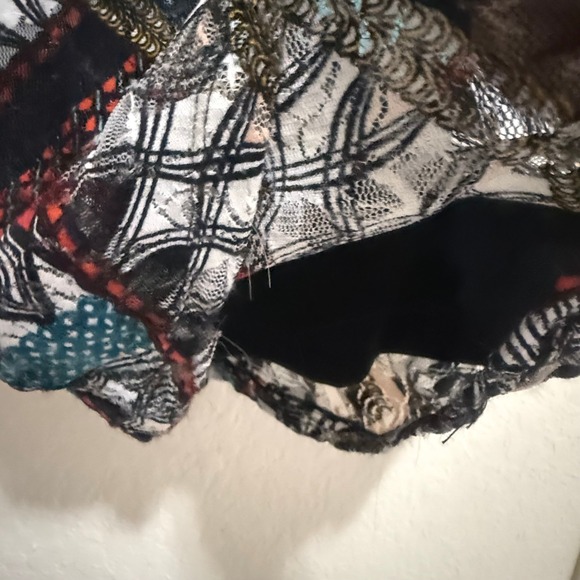 Telemundo Studios Wardrobe Geometric Tribal Print Mesh Bodycon Dress Sleeveless - Picture 4 of 16